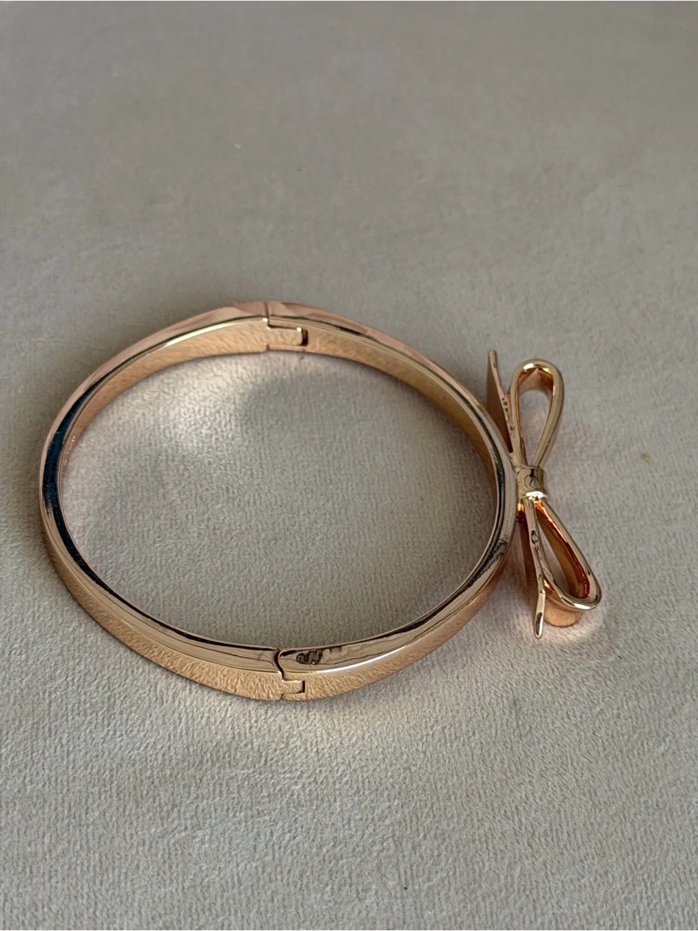 kate spade Rose Gold Take a Bow Bangle 🎀